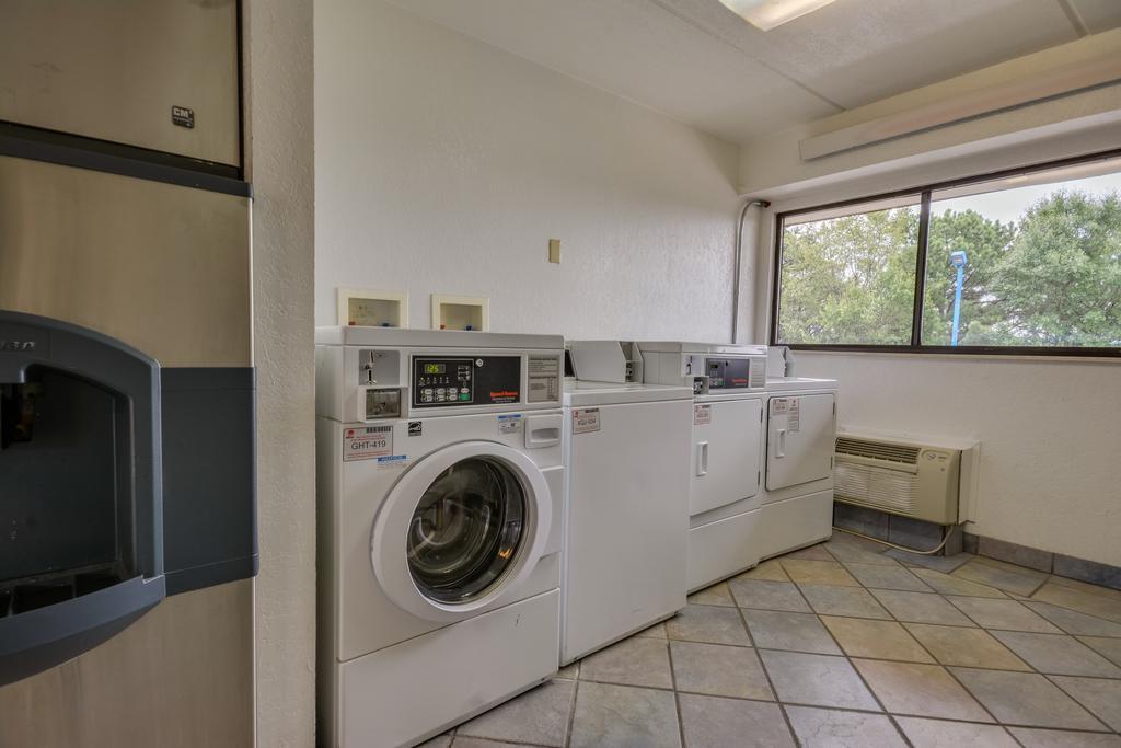 Motel 6-Birmingham, Al Екстер'єр фото