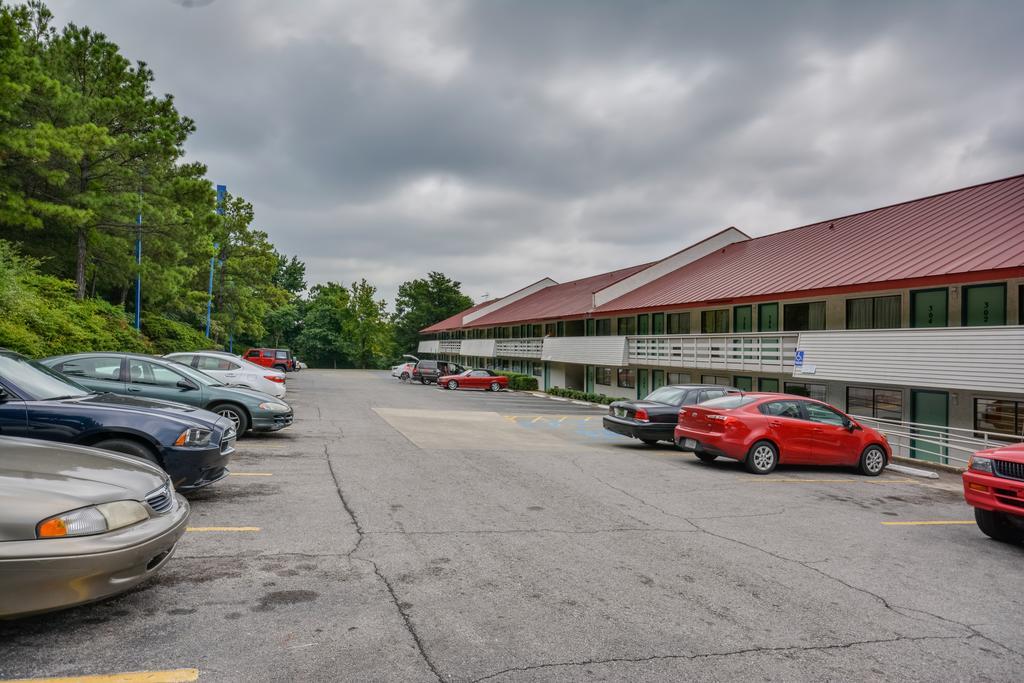 Motel 6-Birmingham, Al Екстер'єр фото